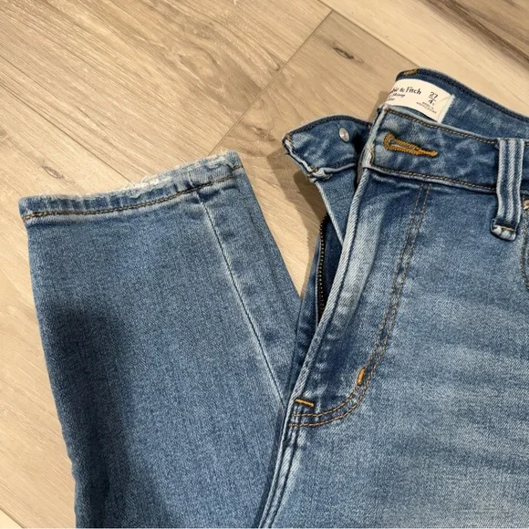 Abercrombie & Fitch Super Skinny High Rise Jeans – Size 27 Short - Picture 7 of 9